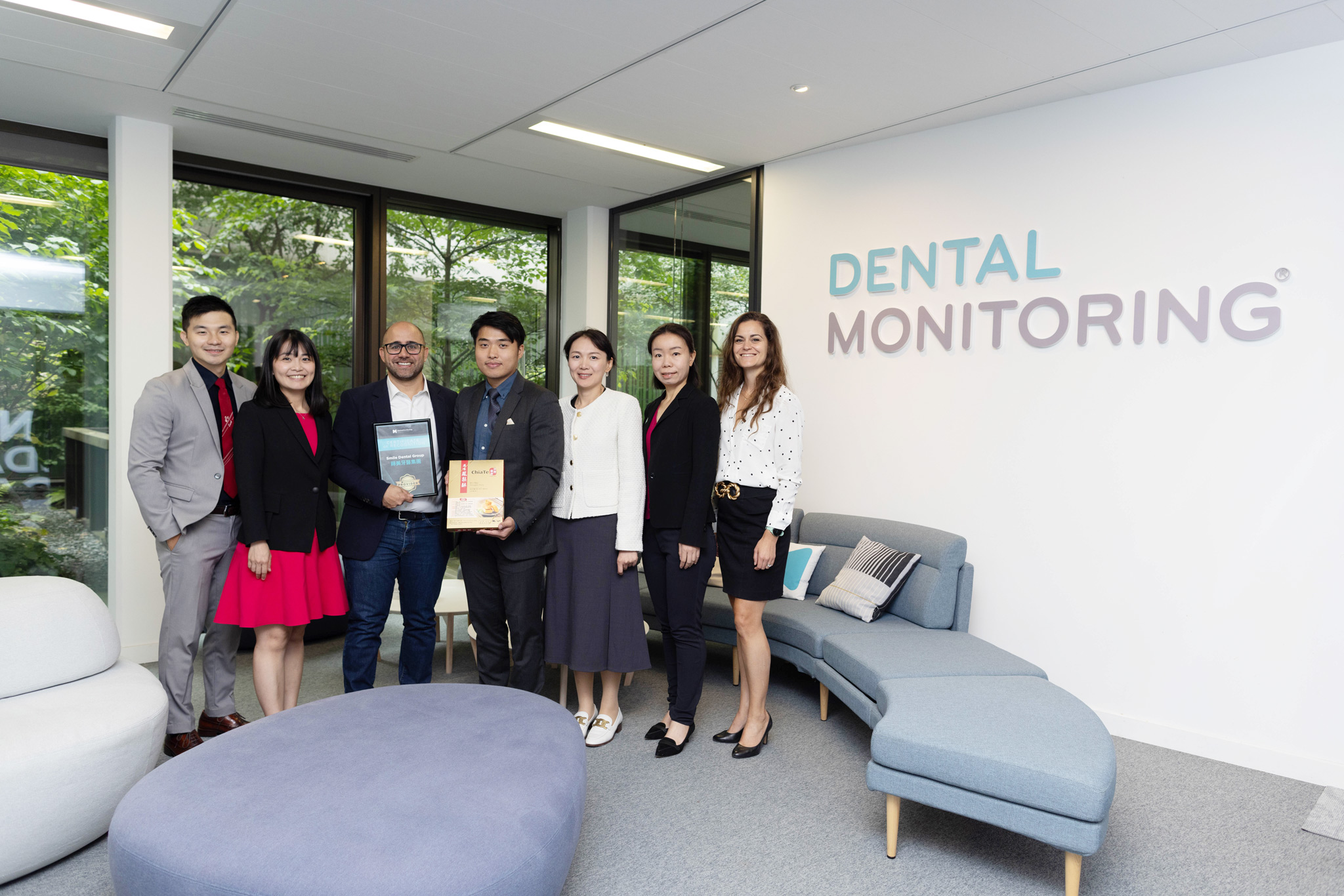 最新消息-蒔美參訪法國Dental-Monitoring-總部大合照